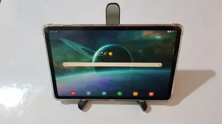 پایه نگهدارنده گوشی موبایل و تبلت مدل ST01