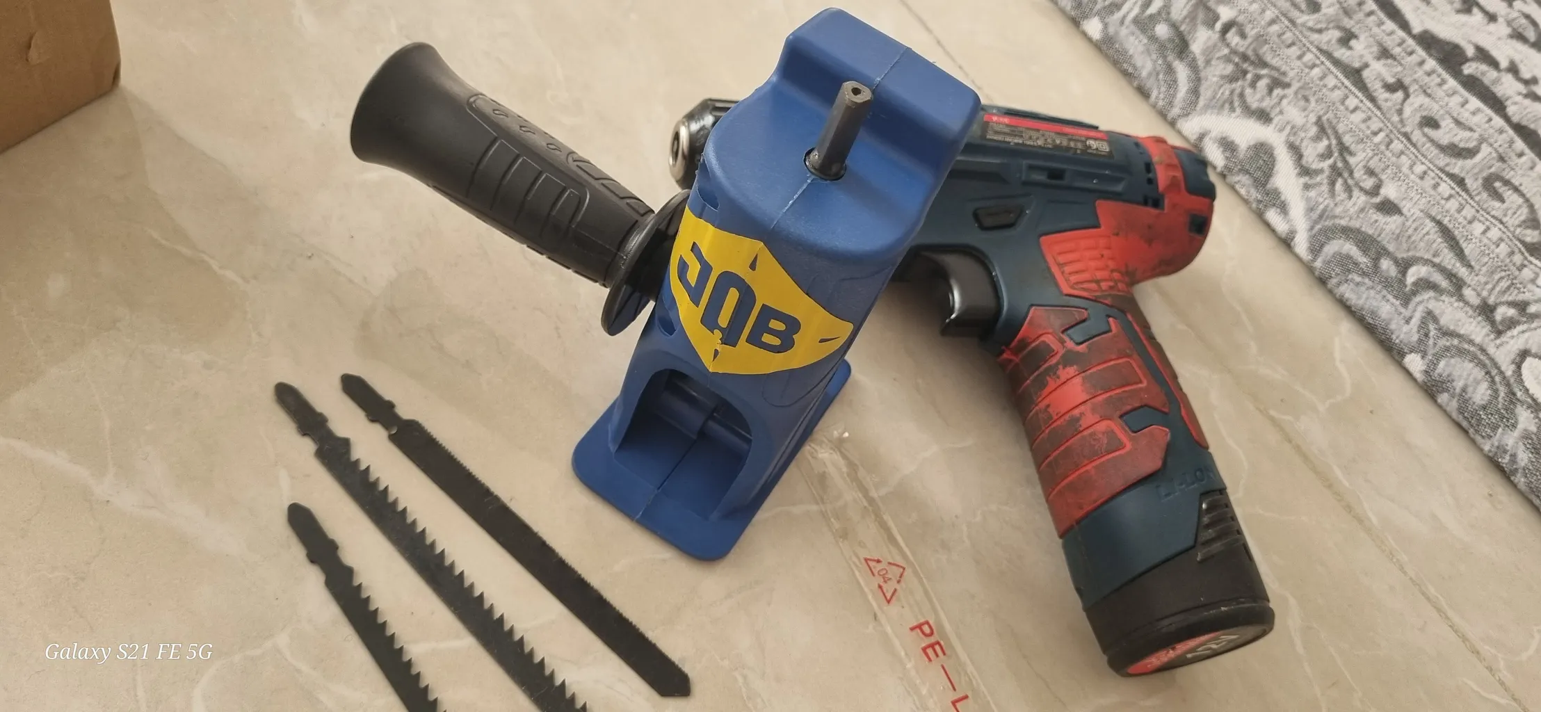 مبدل دریل به اره عمودبر جاب مدل JB-8000 به همراه تیغه اره عمود بر مجموعه 4 عددی