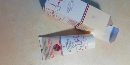 کرم پودر تیوبی مای شماره 204 حجم 35 میلی لیتر