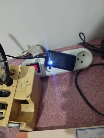 آداپتور 9 ولت 1 آمپر مدیا نور مدل 2021