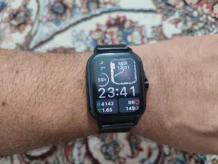 ساعت هوشمند امیزفیت مدل GTS 2 Global بند سیلیکونی