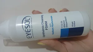 تجریه خرید فوم شست‌وشوی پلک و مژه آیسول مدل Tea Tree Oil حجم 175 میلی‌لیتر