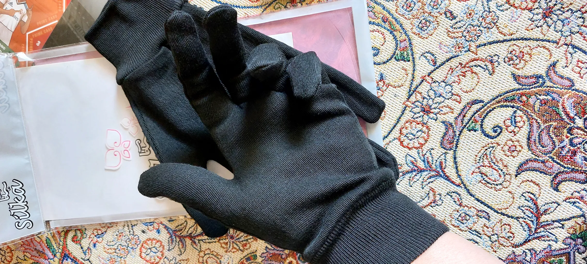 دستکش مدل نخی