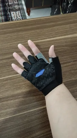 دستکش بدنسازی مدل H2 BEST