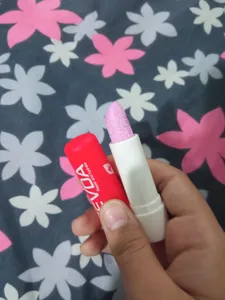 تجریه خرید بالم لب سودا مدل گیلاس و توت فرنگی