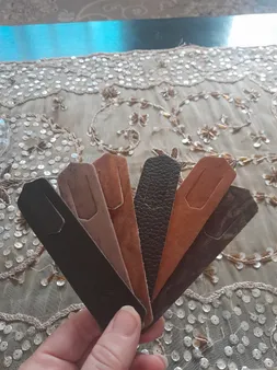 نشانگر کتاب چرم عطارد مدل چرم طبیعی N04 مجموعه 10 عددی