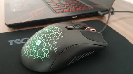 ماوس مخصوص بازی ای فورتک مدل A90