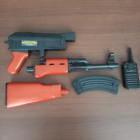 تفنگ اسباب بازی گلدن گان مدل AK-47