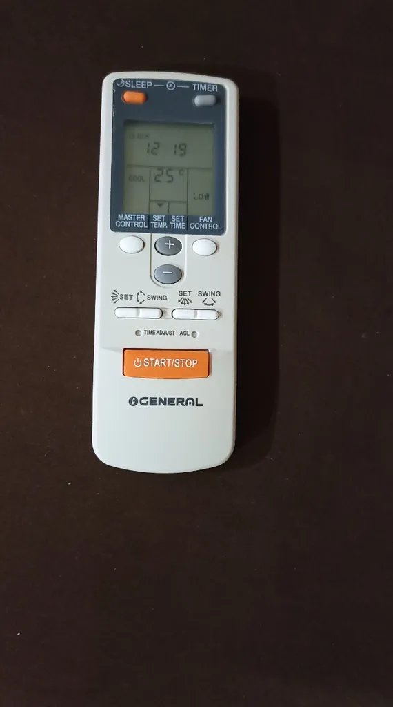 ریموت کنترل کولر گازی اُجنرال مدل 2000