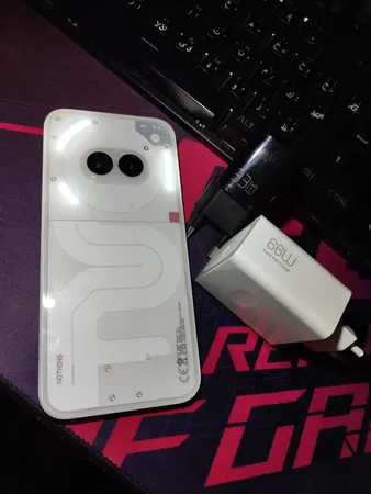 گوشی موبایل ناتینگ مدل Phone 2a دو سیم کارت ظرفیت 256 گیگابایت رم 12 گیگابایت