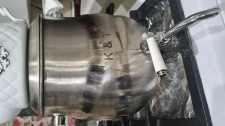 ست کتری و قوری کی اند تی مدل استیل ضدزنگ مات کد 1023