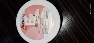 تجریه خرید کرم مغذی باباریا مدل Vit C حجم 400 میلی لیتر