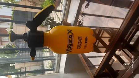 سمپاش کنزاکس مدل KPS-102 حجم 2 لیتر