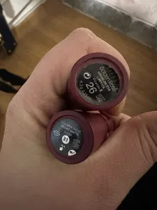 تجریه خرید رژ لب گلدن رز مدل ولوت مات شماره 31