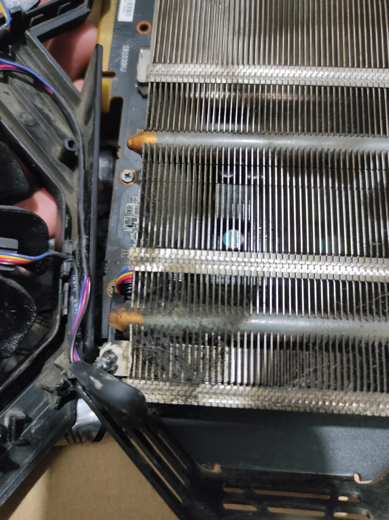 کارت گرافیک مدل RX 580 8GB GDDR5