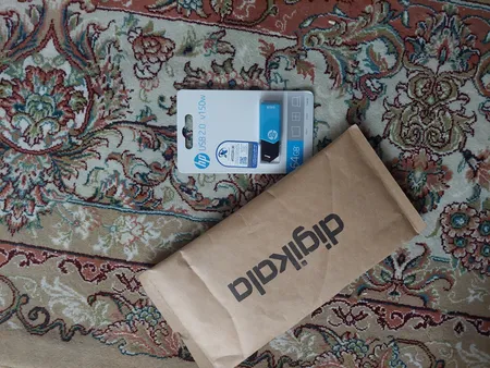 فلش مموری USB 2.0 اچ پی مدل V150w ظرفیت 64 گیگابایت