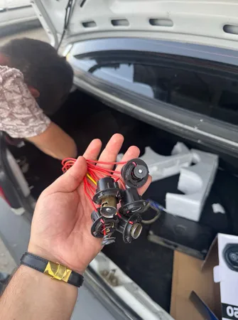 چراغ عقب گستر آذر کد mb1122 مناسب برای پراید 131