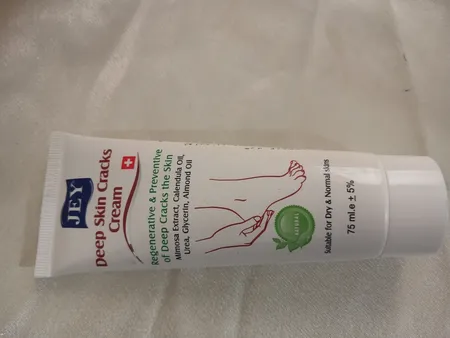 کرم ترک های عمیق پوستی دست و پا جی مدل میموزا حجم 75 میلی لیتر