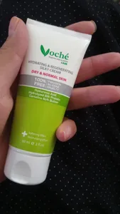 تجریه خرید کرم آبرسان وچه مدل Hyaluronic Acid حجم 60 میلی‌لیتر