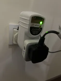 محافظ ولتاژ الکترونیکی نمودار کنترل مدل M117 طرح سورنا مناسب پکیج، کامپیوتر و لوازم صوتی تصویری