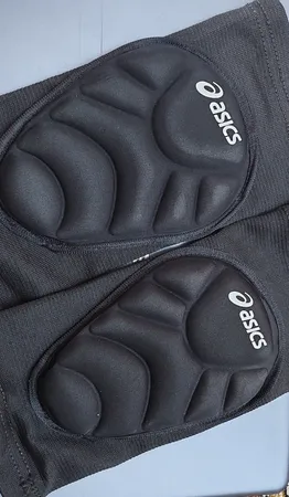 زانوبند والیبال مدل EA07 بسته 2 عددی