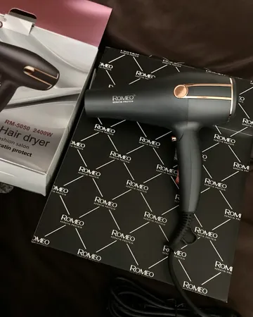 سشوار حرفه ای رومئو مدل RM-5050