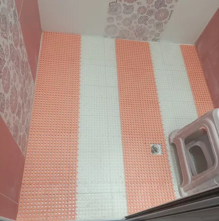 کفپوش مدل آبیکو مشبک ضد لغزش مجموعه 6 عددی