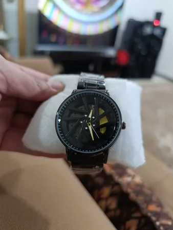 ساعت مچی عقربه‌ای مردانه والار مدل رینگی متحرک کد W19