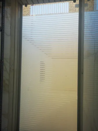 شیشه مات کن طرح کرکره ای کد 1012