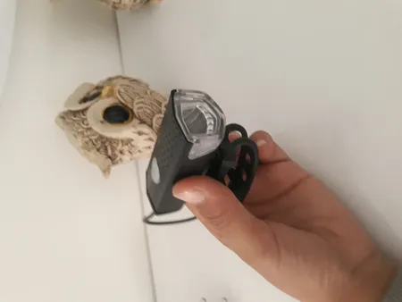 چراغ جلوی دوچرخه مدل شارژی