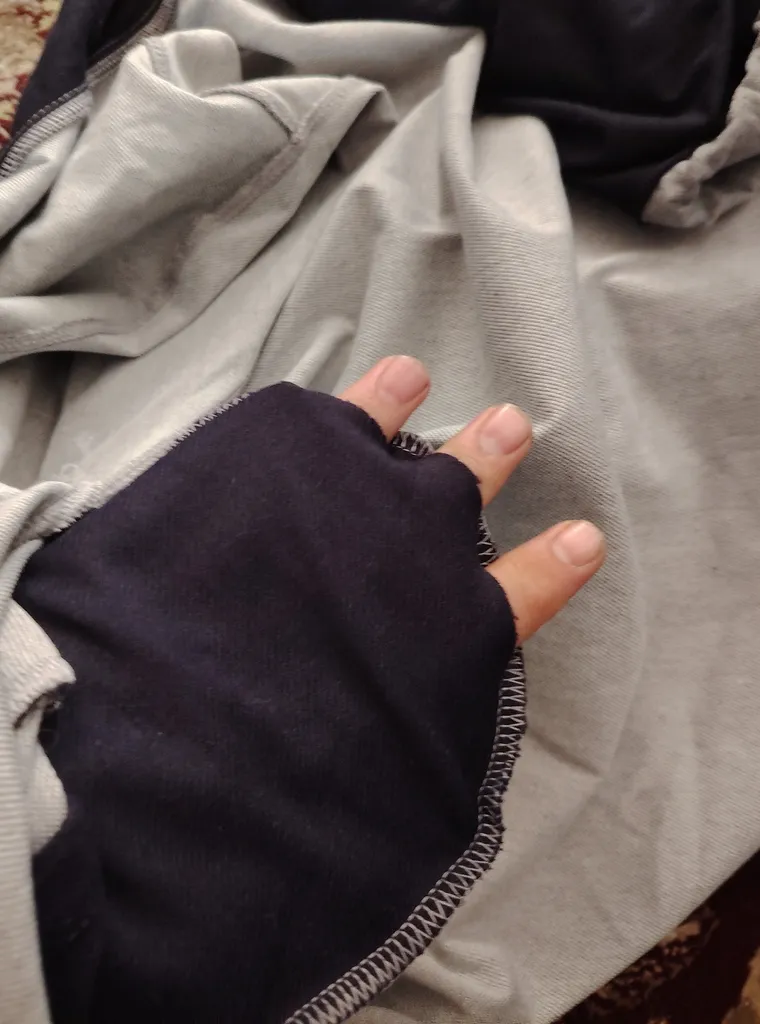 سویشرت ورزشی مردانه مدل D-STI