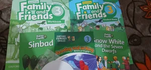 تجریه خرید کتاب Family and Friends 3 اثر Naomi Simmons انتشارات هیتا 2 جلدی