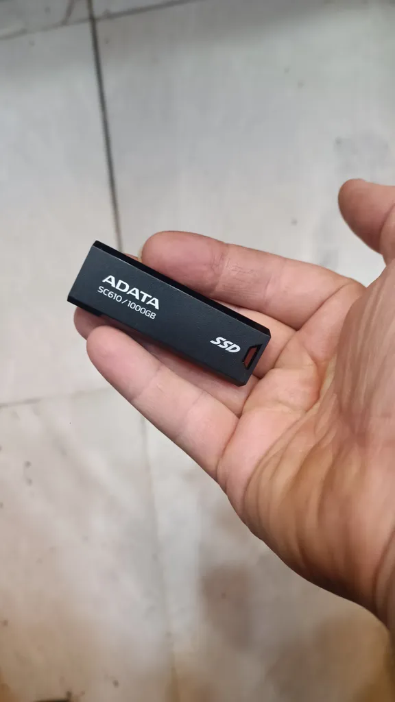 اس اس دی اکسترنال ای دیتا مدل SC610 ظرفیت 1 ترابایت رابط USB 3.2 Gen2