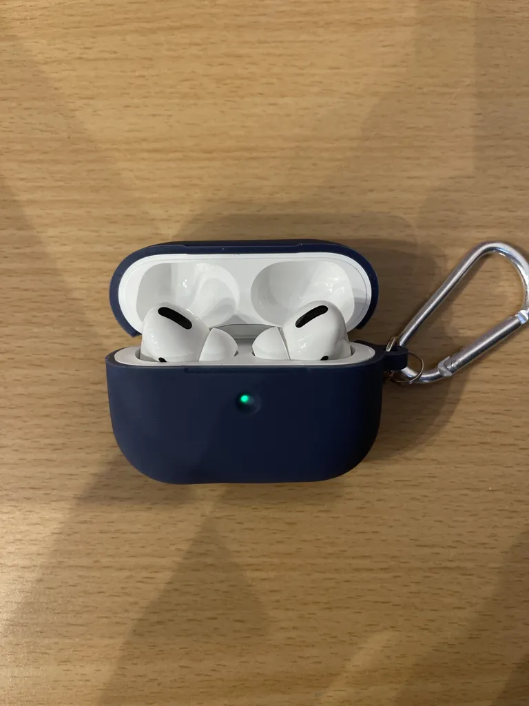 کاور آی دوژی مدل L5 مناسب برای کیس اپل Airpods pro