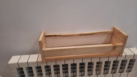 شلف دیواری مدل ماهور