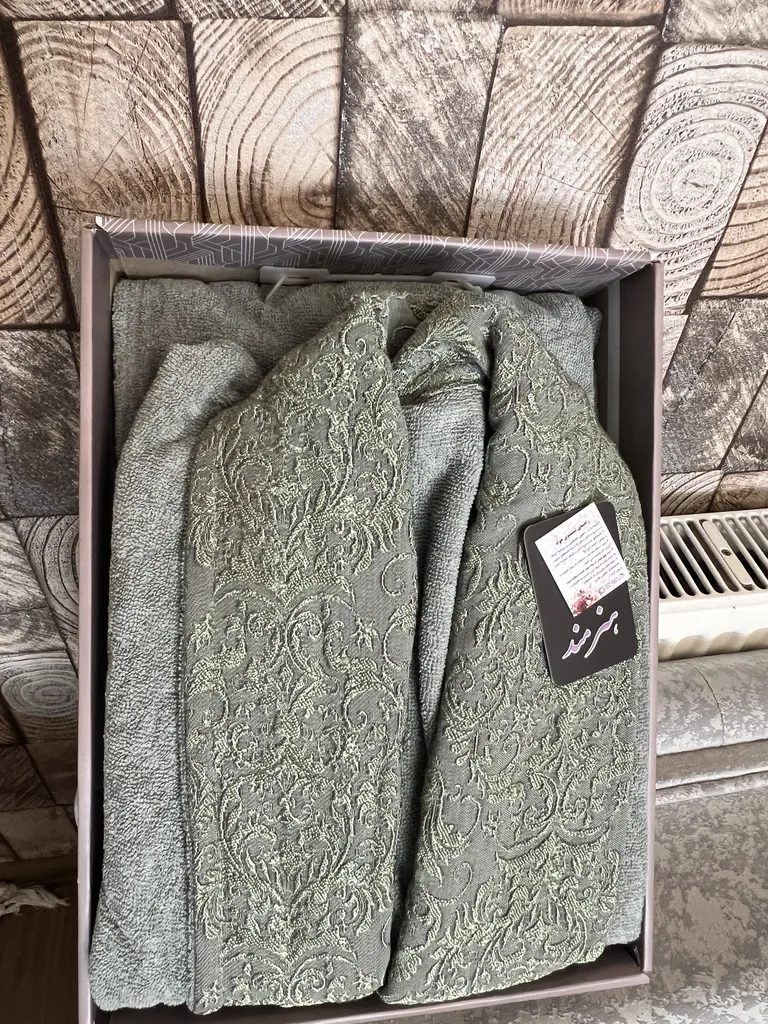 حوله پالتویی هنرمند مدل گیپور ابریشمی سایز ۱۳۵