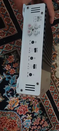 آمپلی فایر خودرو وریتی مدل V-A6702