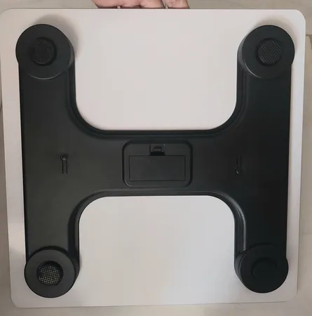 ترازو دیجیتال هوشمند مدل 01