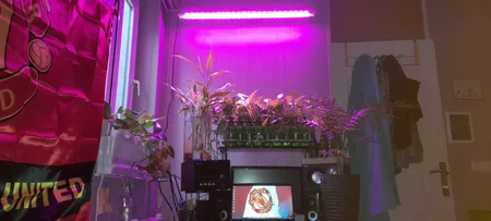 لامپ ال ای دی رشد گیاه 24 وات مدل LP1005 پایه سیمی