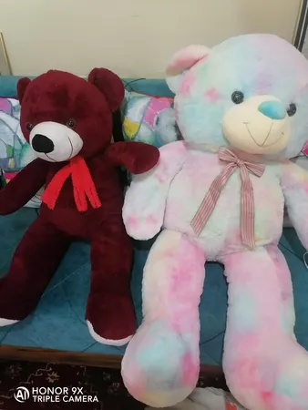 عروسک طرح خرس مدل رنگین کمان ارتفاع 125 سانتی متر