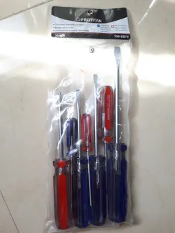 مجموعه 7 عددی پیچ گوشتی تیتان مدل T90-SB7E