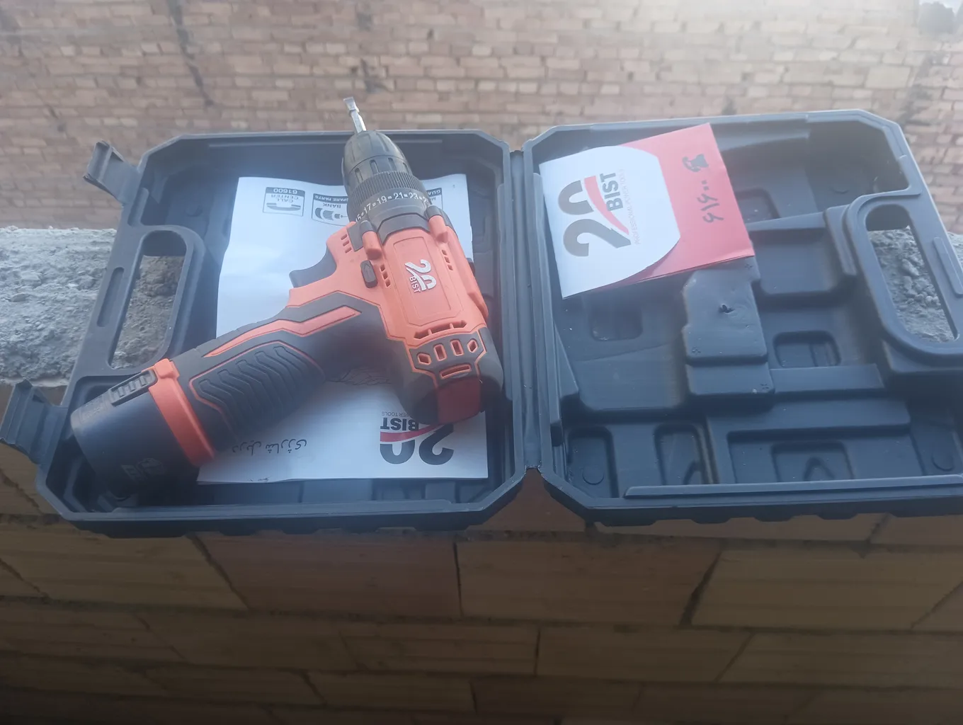 دریل شارژی 12 ولت بیست مدل 12V-CE1 مجموعه 4 عددی