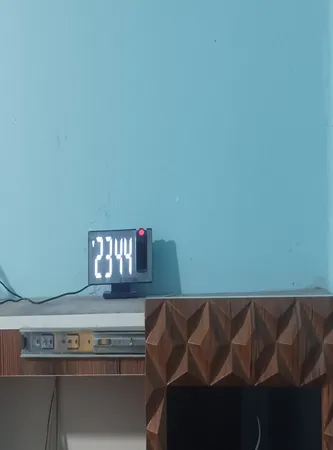 ساعت رومیزی دیجیتال پروژکتوردار مدل 3618LP