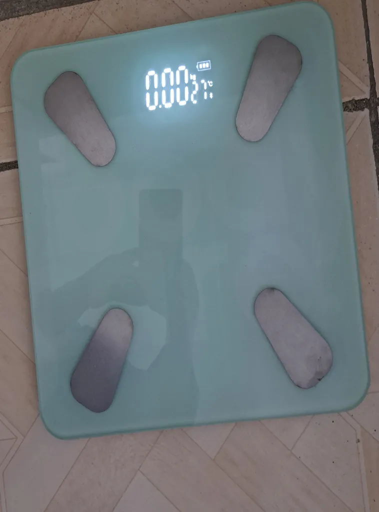 ترازو دیجیتال بادی کر مدل Composition s2