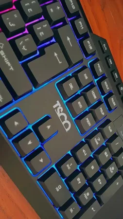 کیبورد تسکو مدل TK 8019، سوئیچ ممبران، Full-size، نورپردازی LED RGB