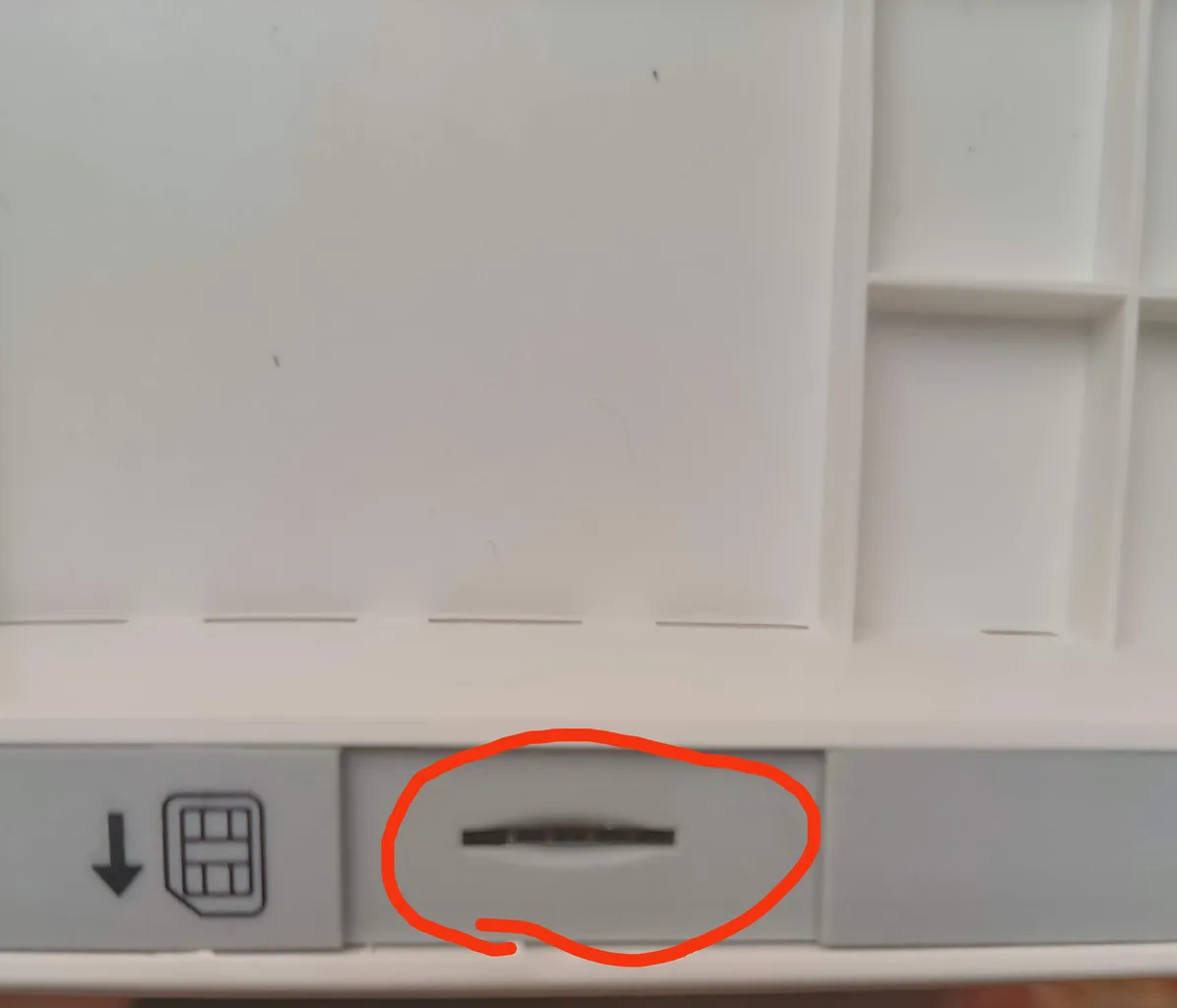 مودم 4G/TD-LTE ایرانسل مدل TFi60 S1 به همراه سیمکارت با 10 گیگابایت اینترنت 1 ماهه