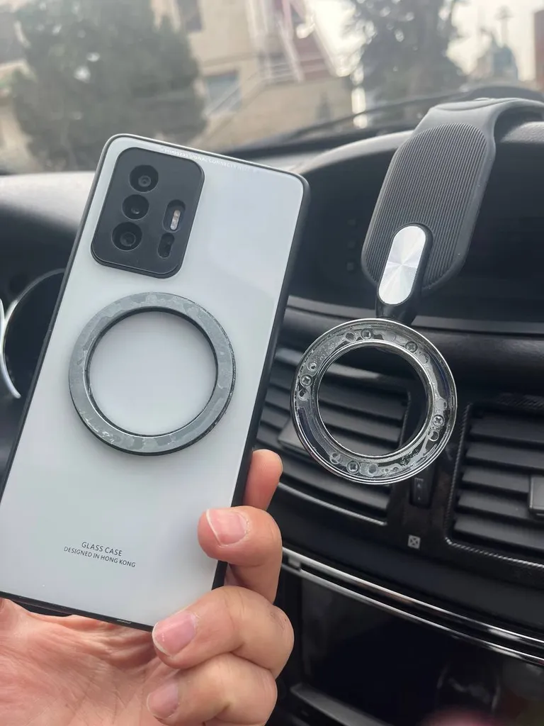 پایه نگهدارنده گوشی موبایل گرین لاین مدل Flexible MagSafe