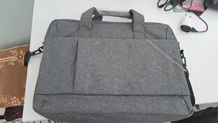 کیف لپ تاپ کد 032 مناسب برای لپ تاپ 15.6 اینچی