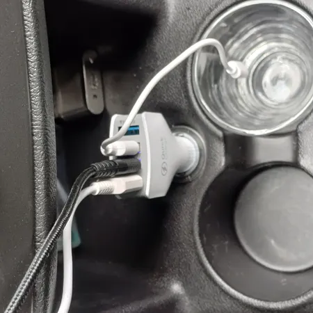 شارژر فندکی تسکو مدل TCG 20