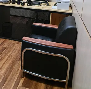 تجریه خرید مبل انتظار یک‌نفره لیدوما مدل B201